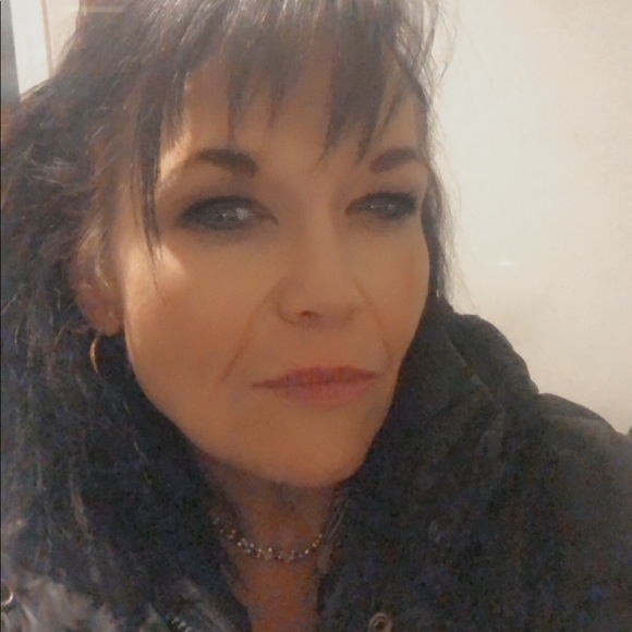 Meet your Posher, Lisa - Picture 8 of 11